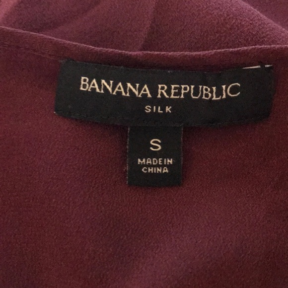 Banana Republic Silk Pullover Blouse Small - Picture 3 of 4